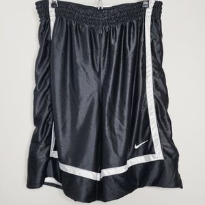 Vintage Y2K Reversible Nike Black and White Athletic Shorts Fits S/M